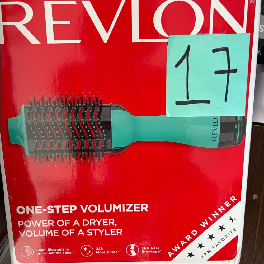 Revlon One-Step Volumizer in Teal